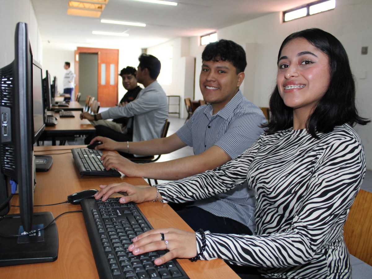 Licenciatura en Mecadotecnia y&nbsp;Publicidad